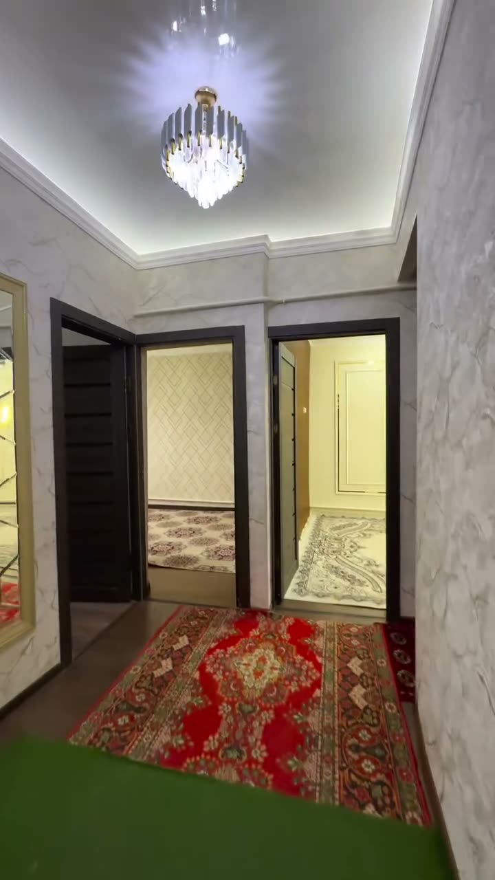 3 xanalı kvartira, Centr, Nókis